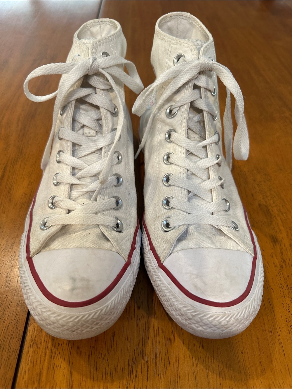 Converse white Taylor Chuck canvas high tops with red & blue stripe. Size 9